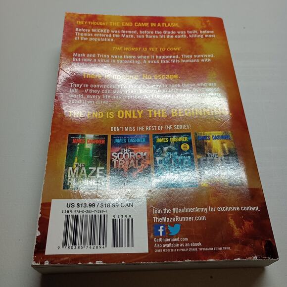 Maze Runner Series Lot (3) James Dashner Paperback Set - Picture 7 of 8